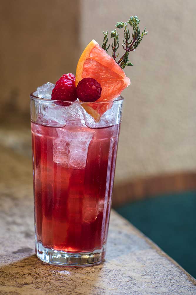 Lady Bee Rouge | Cocktail avec Pineau des Charentes de l'île de Ré