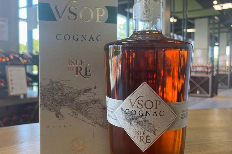 visuel newsletter Juin 2022 cave coopérative île de Ré vin pineaux cognacs